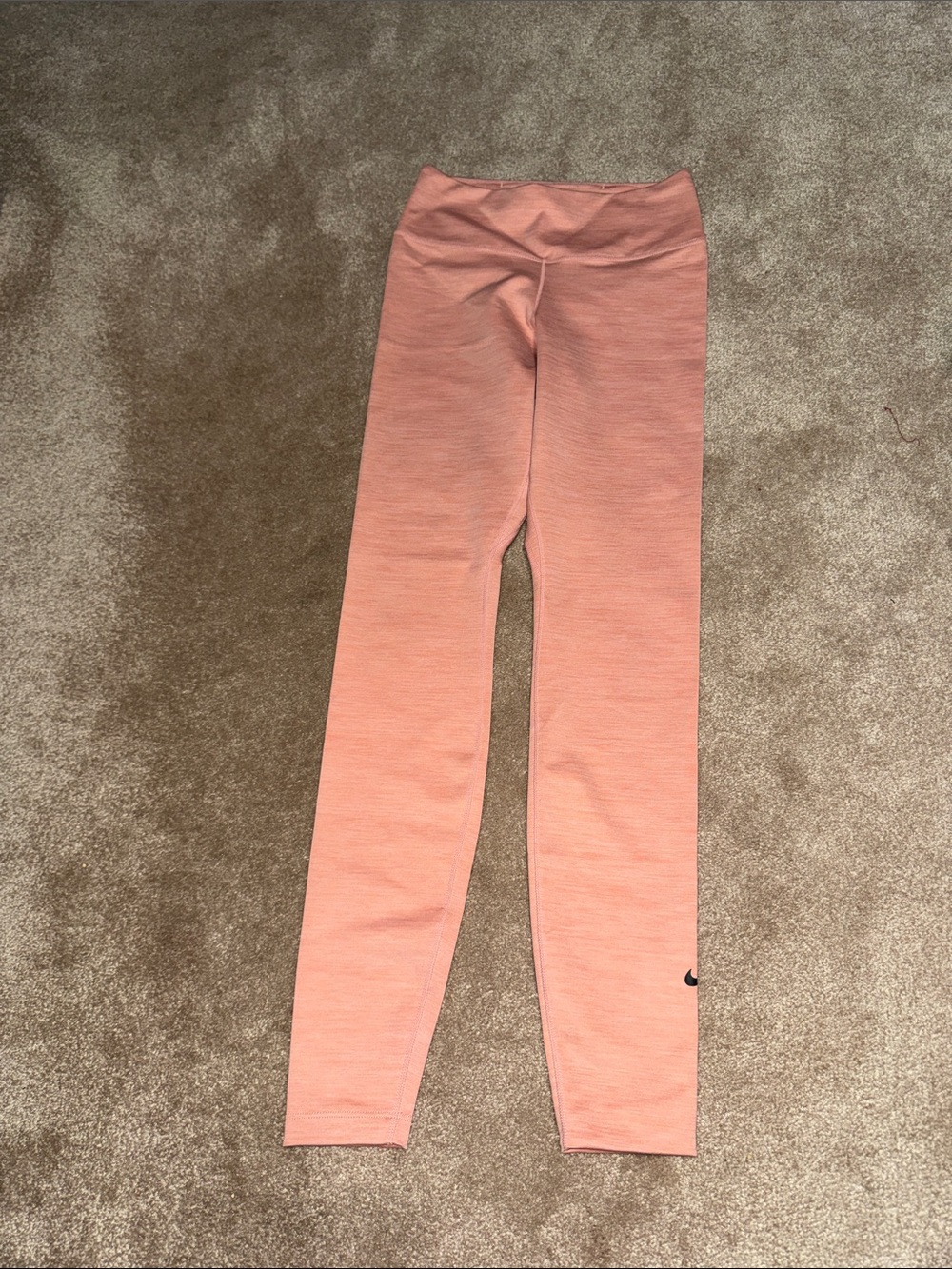 Nike Peach Crew High-Rise Leggings - Coral Peach